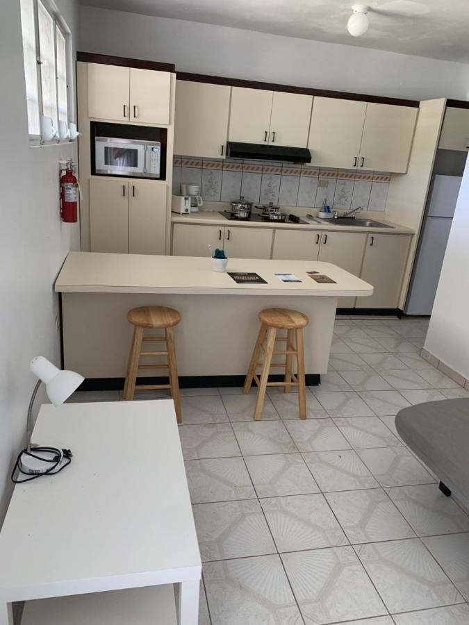 Crab Island Adventures Apartments Вьекес Экстерьер фото
